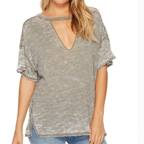 We The Free Tee Cut Out Jordan Sage Distressed V-Neck Burnout Oversized Size S - Picture 1 of 15